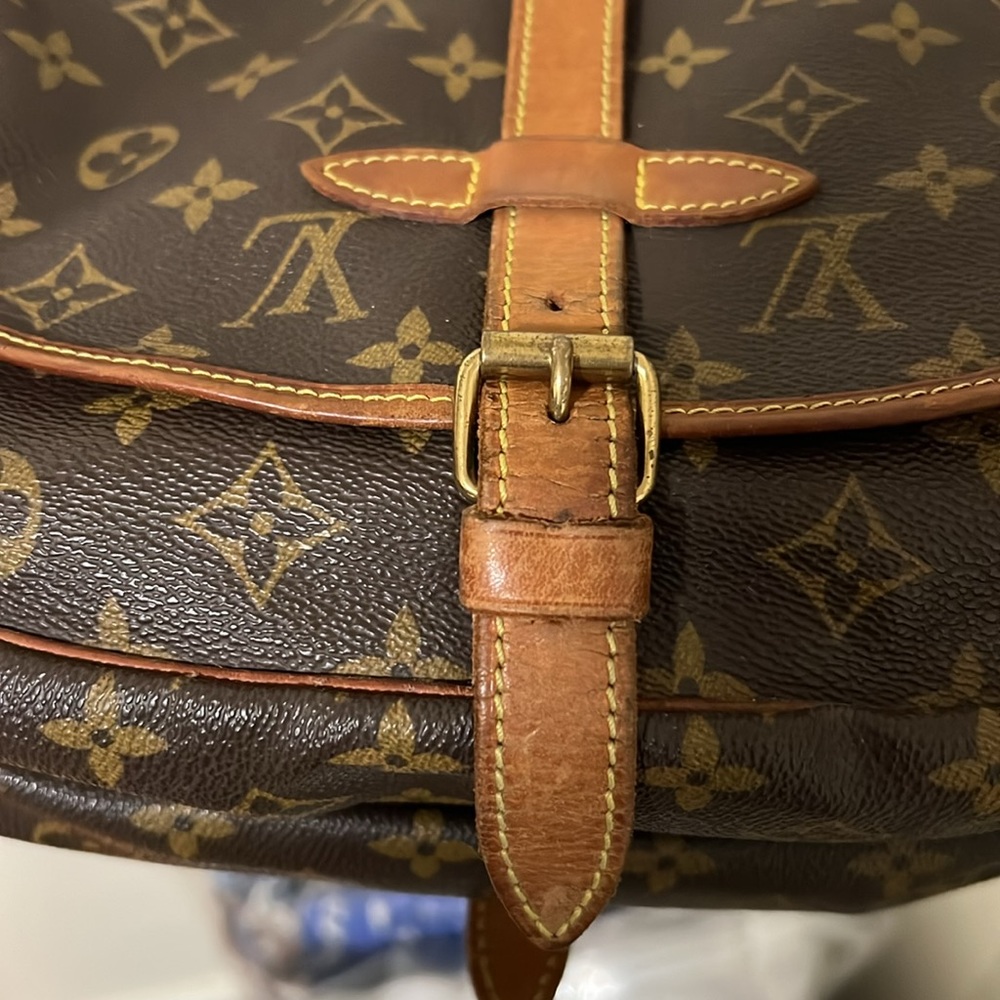 Louis Vuitton Brown Monogram Shoulder Bag - Picture 4 of 16